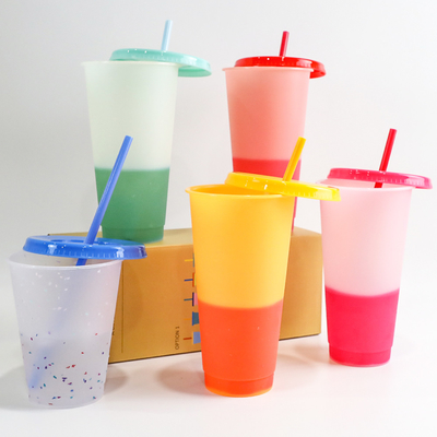 16 온스 24 온스 플라스틱 음주 잔 재사용할 수 있는 변경 색상 컵 10*6*19cm